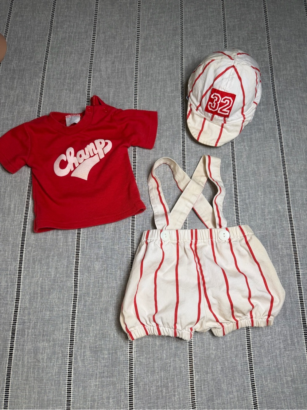 Vintage hopscotch baseball set 3 pieces size 0-6 months